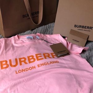 Burberry Tshirt